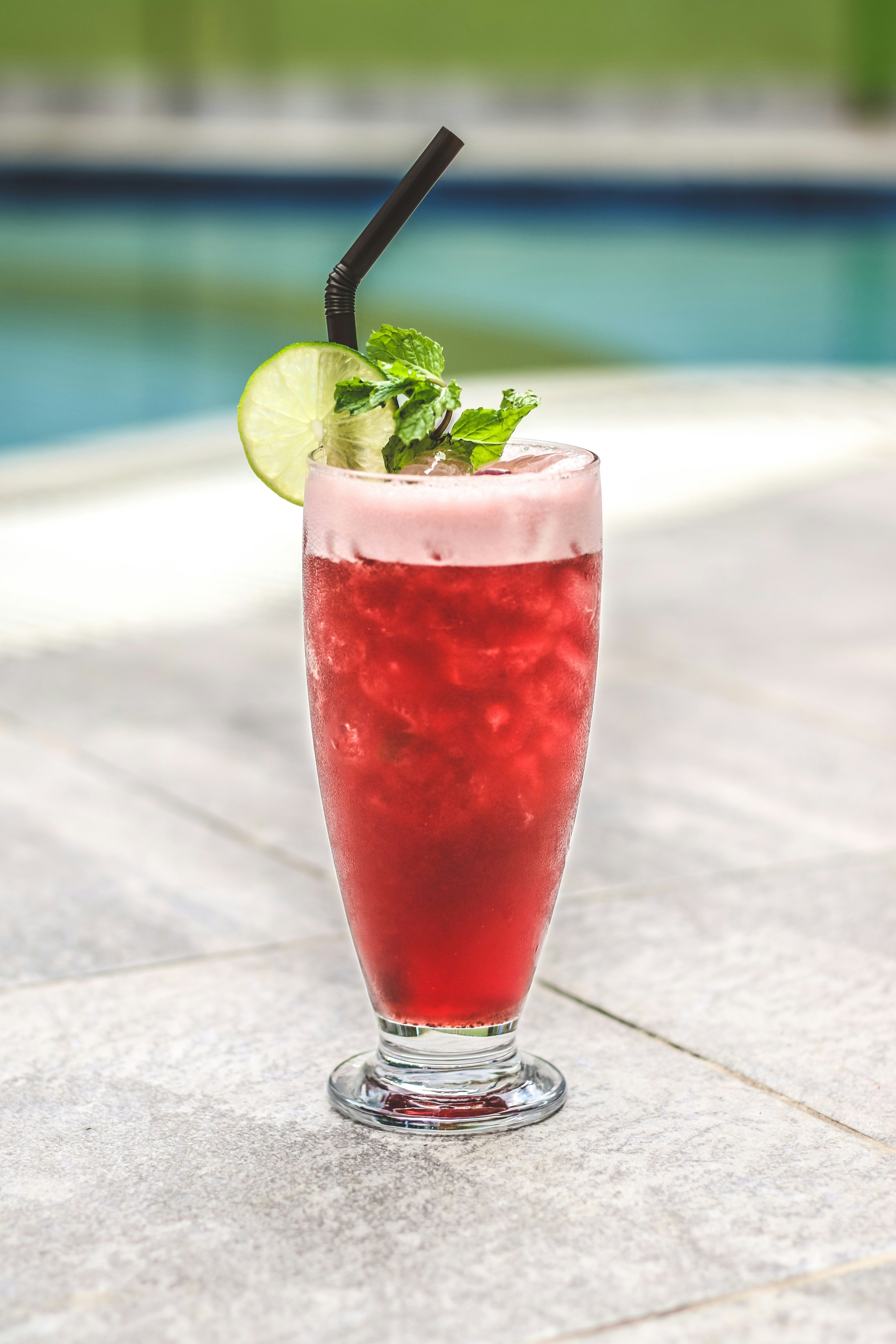 SPARKLING APPLE & BLACK CURRANT