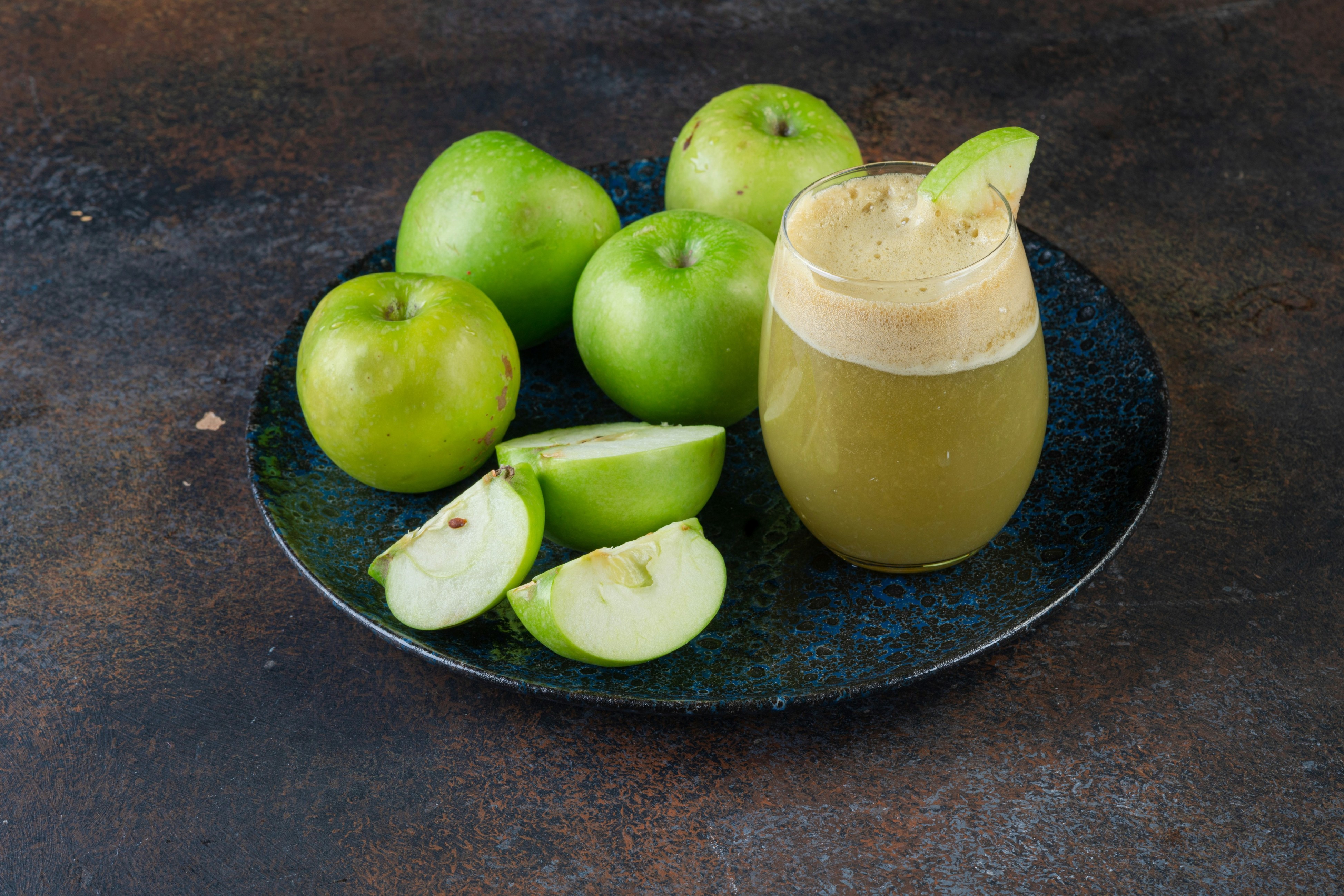 APPLE & FEIJOA